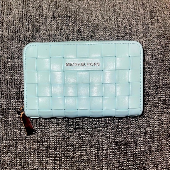 Michael Kors Handbags - Michael Kors card case